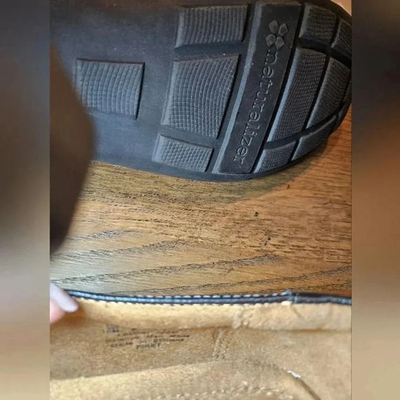 Naturalizer Comfort Slip-On Shoes - Perfect for Casual Outings - Picture 6 of 8